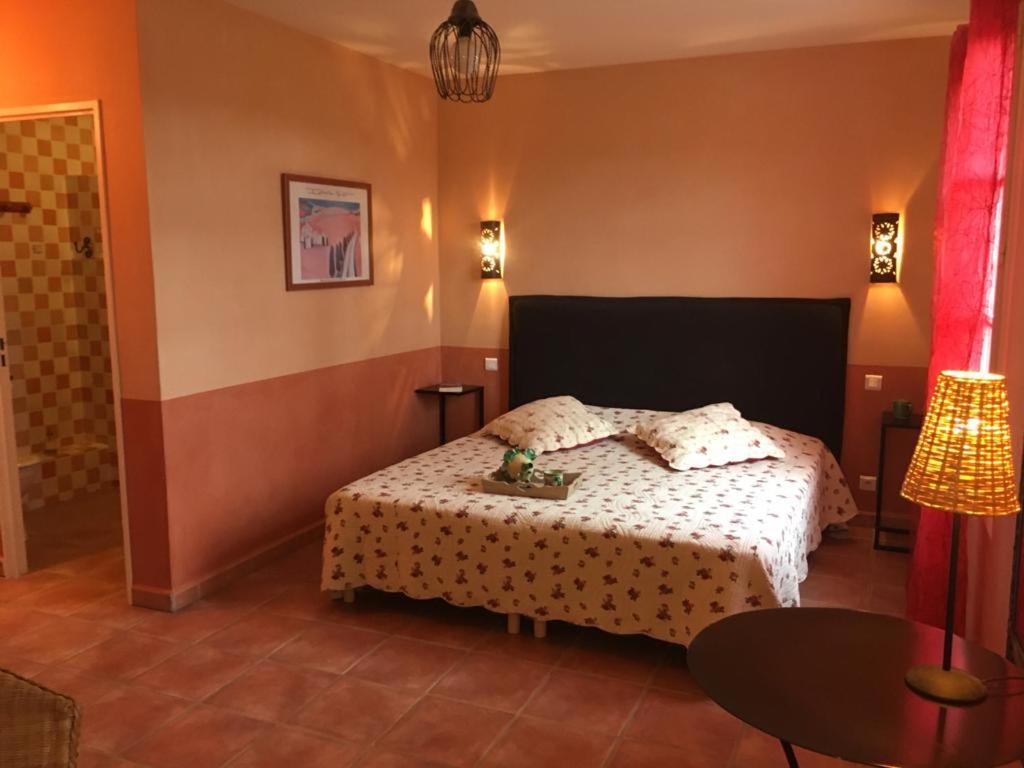 La Ferme Du Petit Segries Bed And Breakfast Moustiers-Sainte-Marie Bagian luar foto