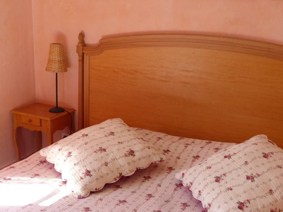 La Ferme Du Petit Segries Bed And Breakfast Moustiers-Sainte-Marie Bagian luar foto